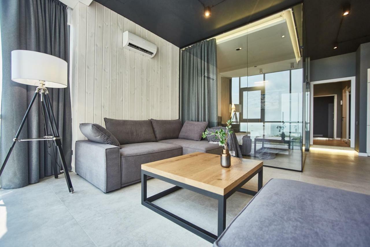 Gagarin Plaza Luxury Sea View Apartments Одеса Екстер'єр фото