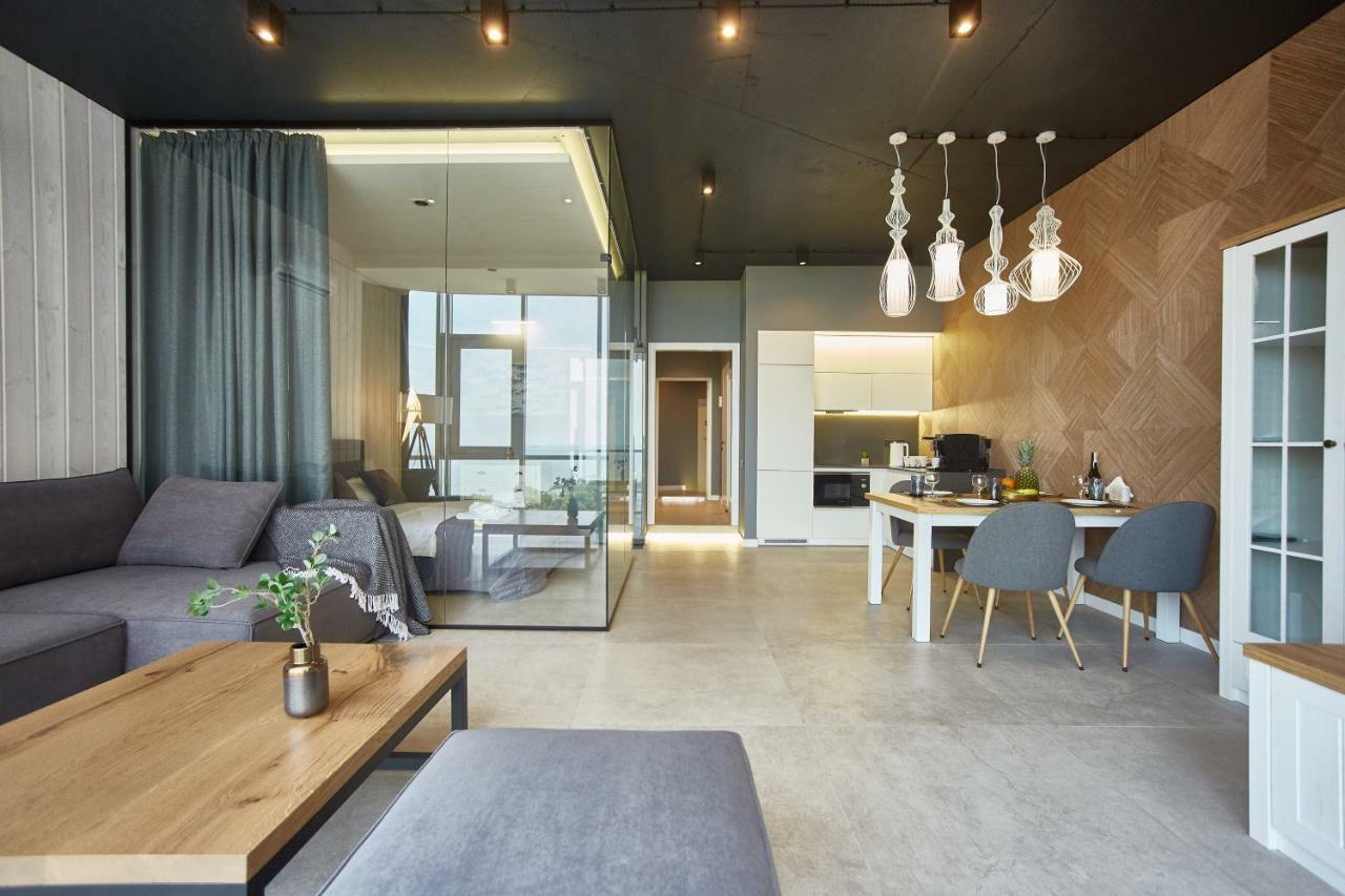 Gagarin Plaza Luxury Sea View Apartments Одеса Екстер'єр фото