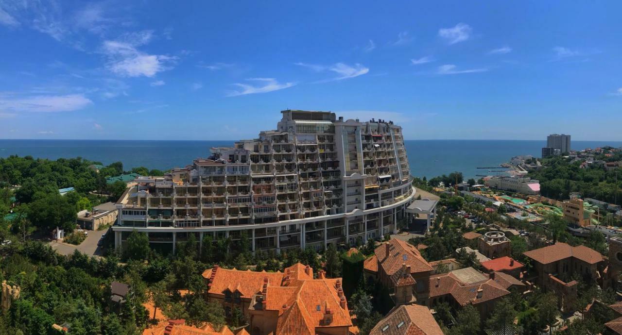 Gagarin Plaza Luxury Sea View Apartments Одеса Екстер'єр фото