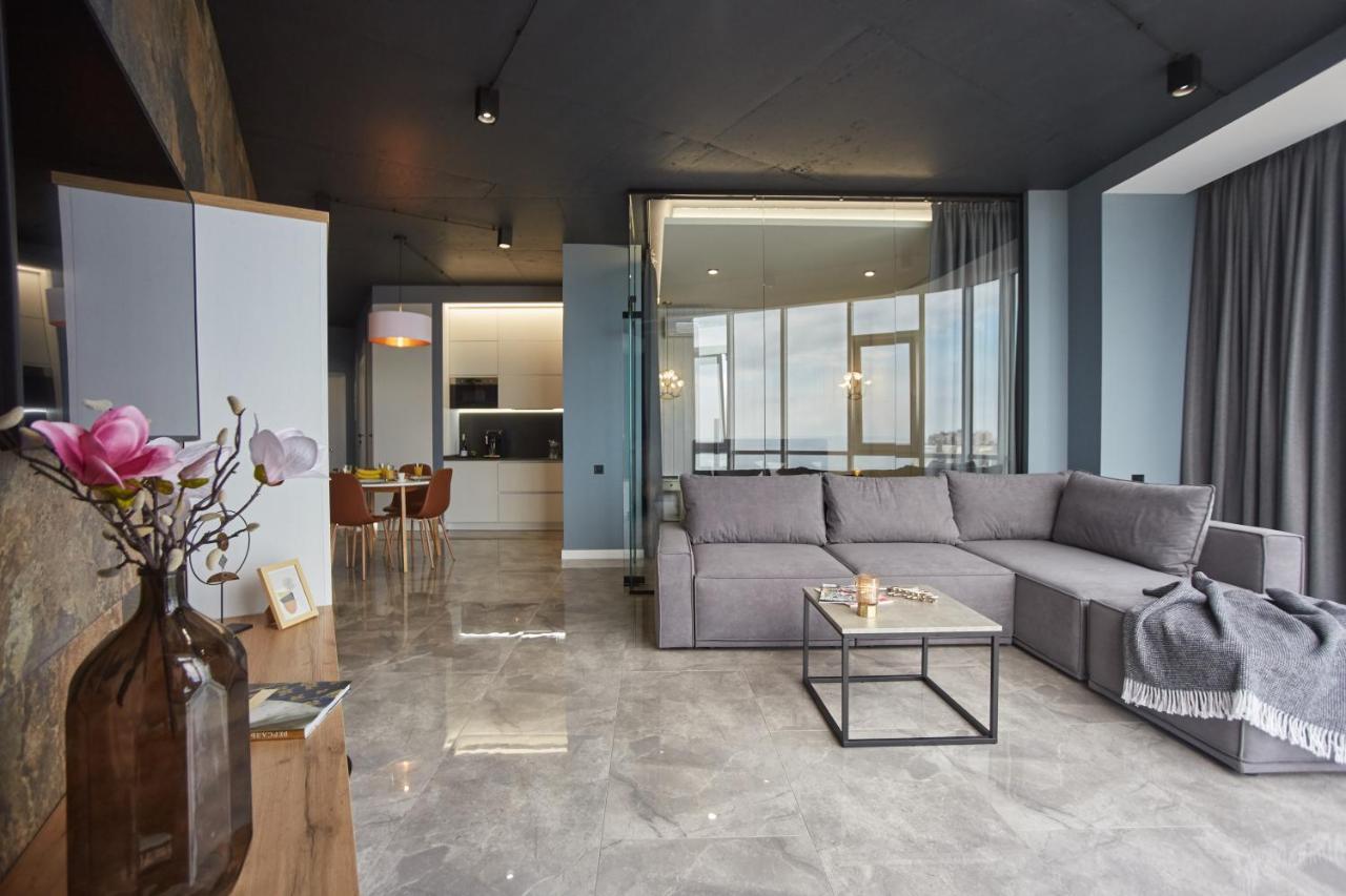 Gagarin Plaza Luxury Sea View Apartments Одеса Екстер'єр фото